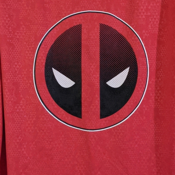 NWOT Deadpool Athletic Tee - Picture 2 of 3